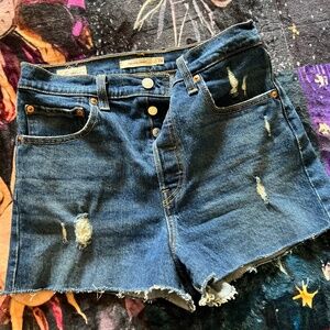 Levi’s Ribcage shorts